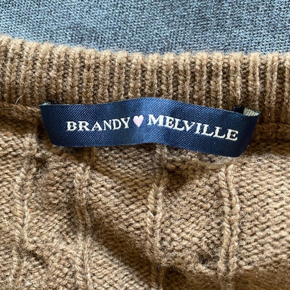 Brandy Melville brown sweater vest - Picture 3 of 3